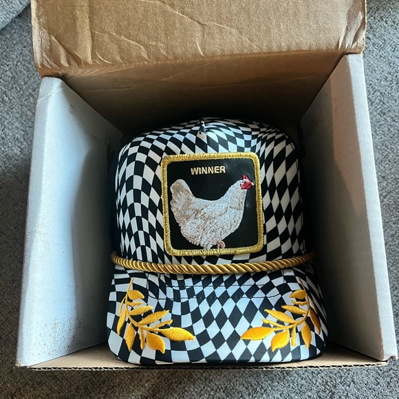 Gorrin Bros Animal The Farm WINNER CHICKEN Trucker Hat Exclusive Drop - Picture 4 of 10